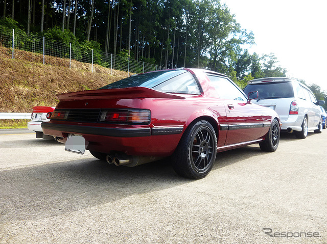 サバンナRX-7(広島・三次試験場50周年マツダファンミーティング、9月20日)