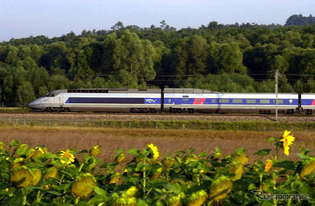フランス新幹線TGV、25周年---キャンペーンで過熱