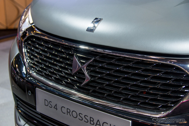 DS4 クロスバック コンセプト(フランクフルトモーターショー15)