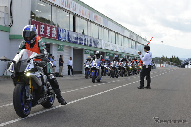 2015年9月21日、スポーツランドSUGO（宮城県柴田郡村田町）にて開催された『YZF-R1/R1Mオーナーズミーティング』。