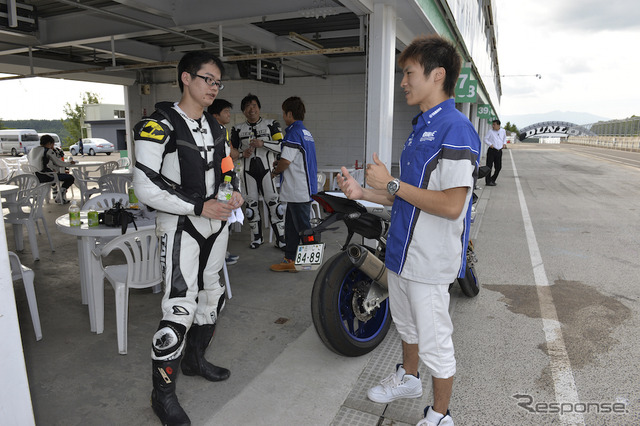 2015年9月21日、スポーツランドSUGO（宮城県柴田郡村田町）にて開催された『YZF-R1/R1Mオーナーズミーティング』。