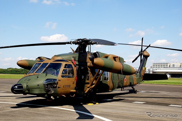 陸上自衛隊の多用途ヘリコブター「UH-60J」、北宇都宮駐屯地に配備されており、茨城県常総市へ実際に災害出動し、多くの人を救助した機体を展示した。