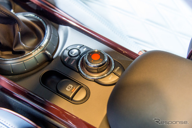MINI クラブマン 新型(フランクフルトモーターショー15)
