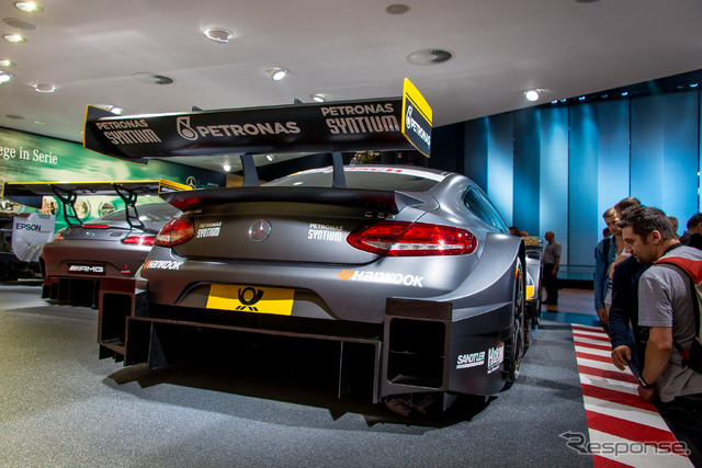 メルセデスAMG C63 DTM(フランクフルトモーターショー15)