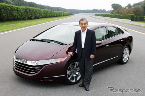 ホンダ、燃料電池車「FCXコンセプト」発売へ 2008年