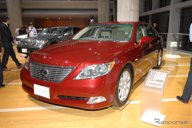 【レクサス LS 新型発表】エンジンの進化と競争力