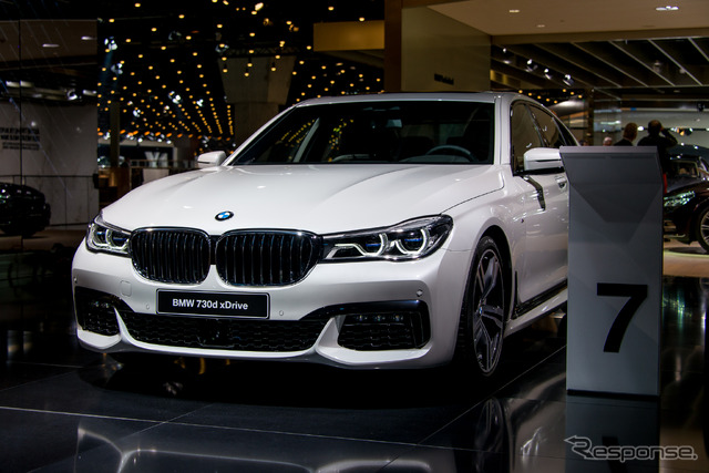 BMW 新型 7シリーズ(フランクフルトモーターショー15)