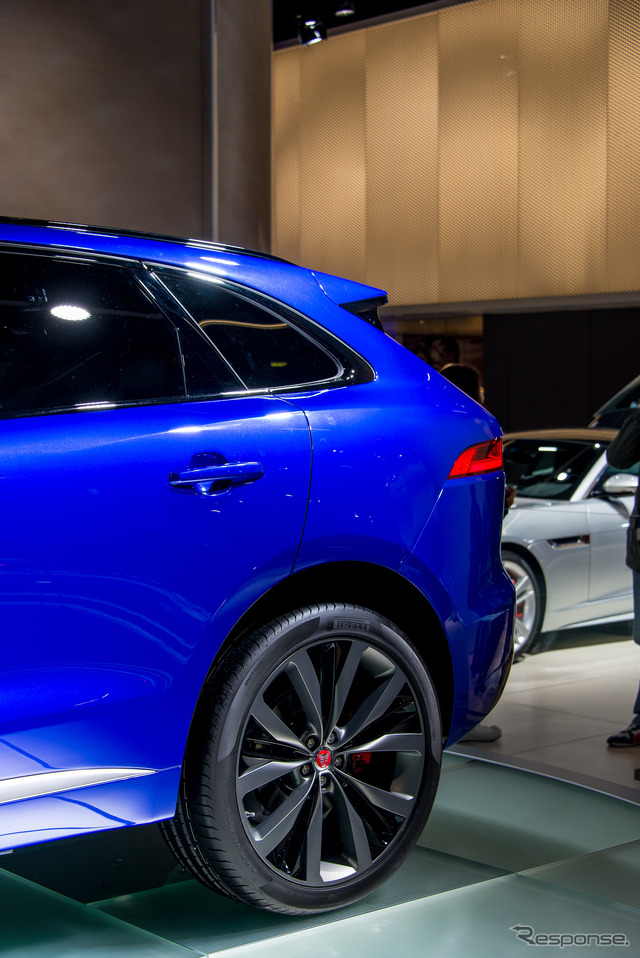 ジャガー F-PACE(フランクフルトモーターショー15)