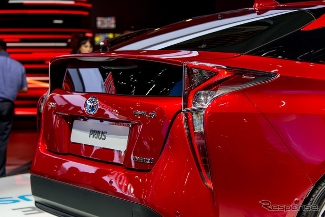 トヨタ プリウス 新型(フランクフルトモーターショー15)