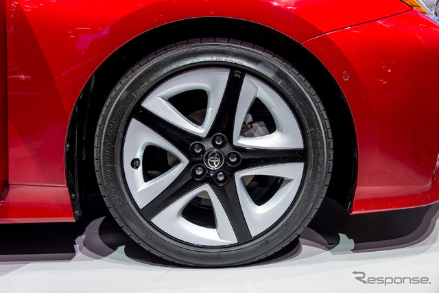 トヨタ プリウス 新型(フランクフルトモーターショー15)