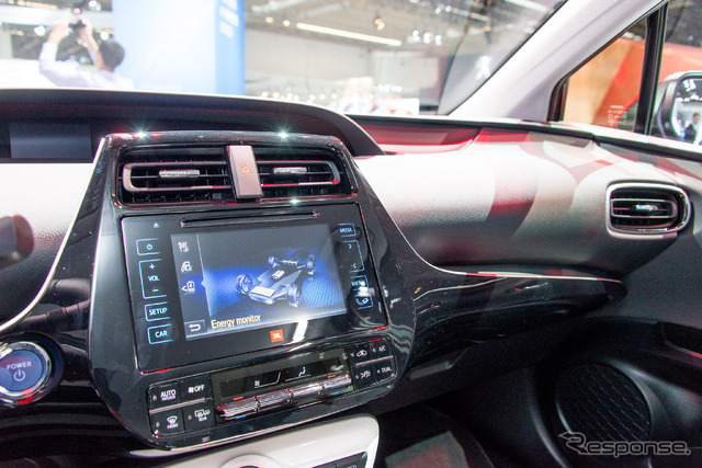 トヨタ プリウス 新型(フランクフルトモーターショー15)