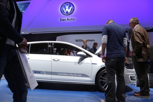 VWブース(フランクフルトモーターショー15)