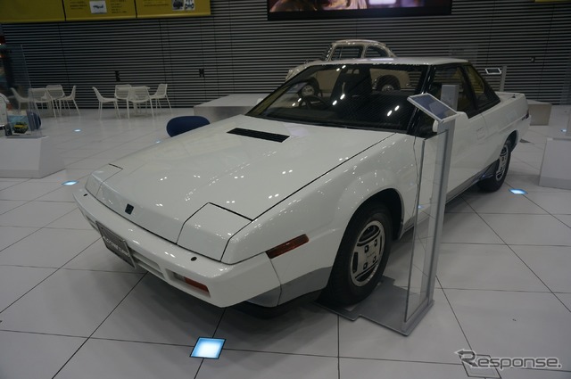 六連星の名車展