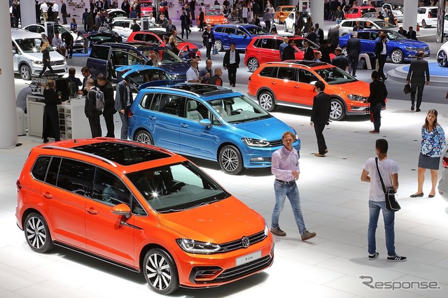 VWブース（フランクフルトモーターショー15）