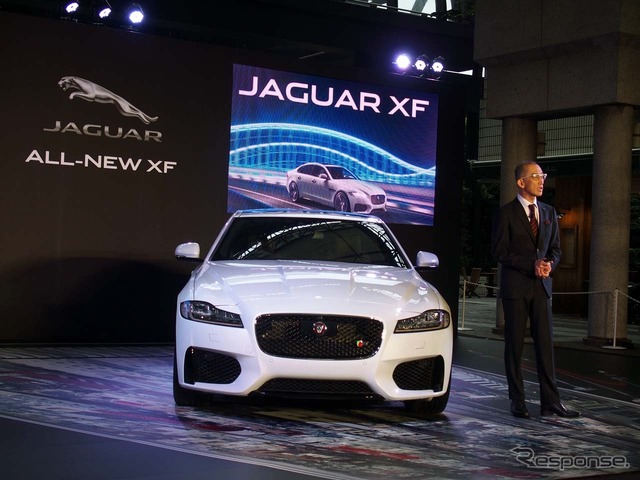 新型「XF」の解説をするマーケティング・PRディレクター、若林敬市氏