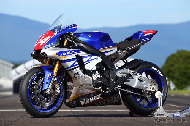 スポーツランドSUGOで公開された「team R1 & YAMALUBE」YZF-R1M