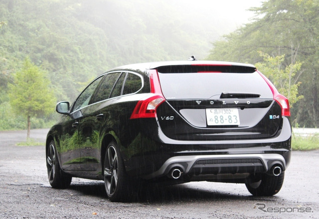 ボルボ V60 D4 R-DESIGN ポールスターパフォーマンスパッケージ