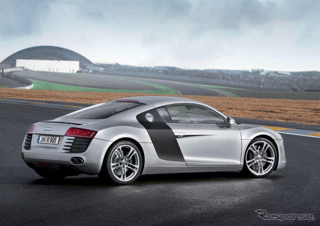 【パリモーターショー06】アウディ R8、ルマンからパリへ
