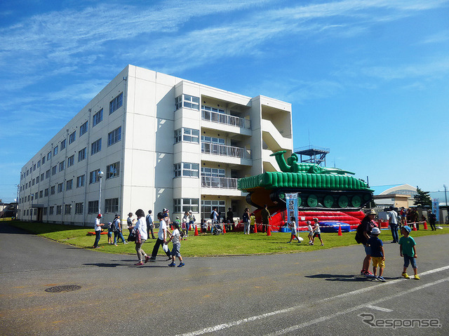 航空ファンや家族連れでにぎわう松戸駐屯地 一般公開イベント(10月3日)