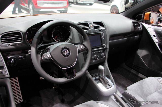 VW ゴルフ カブリオレ(フランクフルト・モーターショー15)