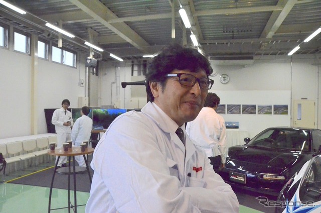株式会社ショーワ開発本部二輪サス開発部部長、梶野 勉さん。