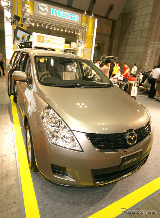 【福祉機器展06】トレンドは走りにコダワル福祉車両