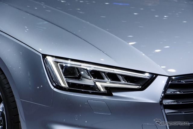 アウディ A4 新型(フランクフルトモーターショー15)