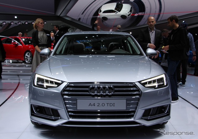 アウディ A4 新型(フランクフルトモーターショー15)