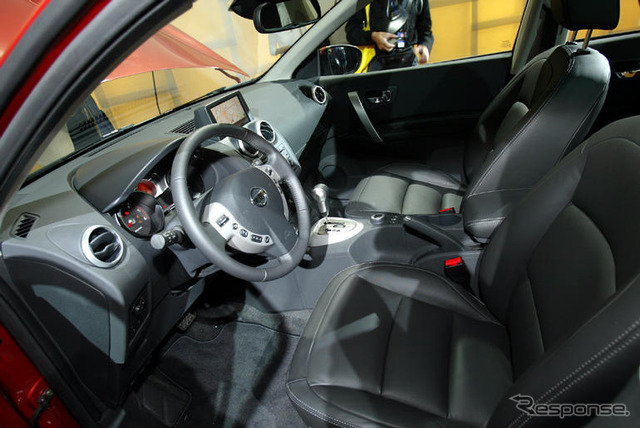 【パリモーターショー06】写真蔵…日産の新型クロスオーバー、キャシュカイ
