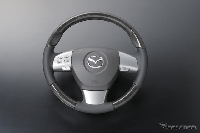 オートエクゼ、MPV 用レザーコンビステアリングを発売