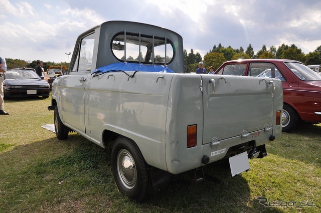 マツダ B360