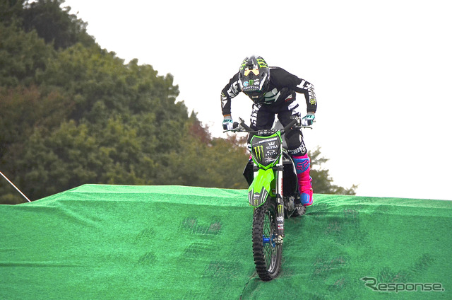 MONSTER ENERGY FMX SHOWCASE