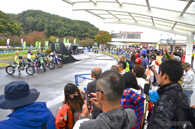 MONSTER ENERGY FMX SHOWCASE