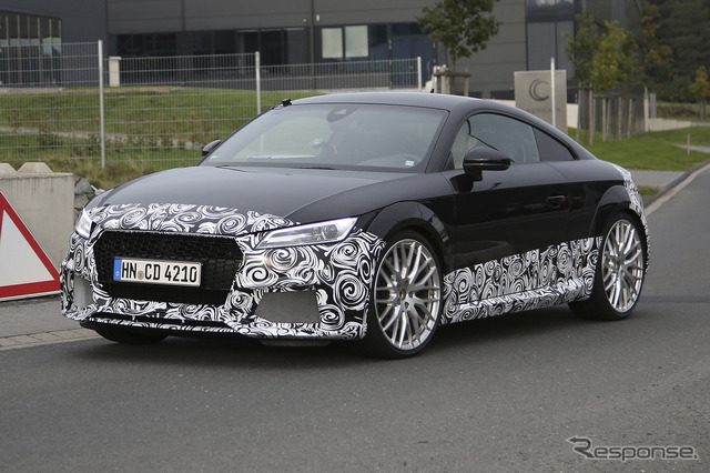 アウディ TT RS 開発車両 スクープ写真