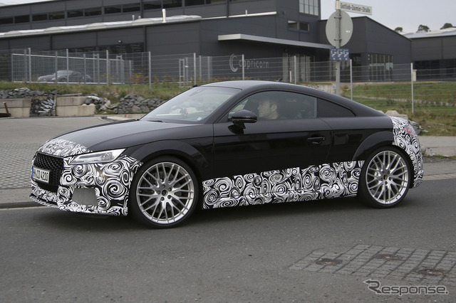 アウディ TT RS 開発車両 スクープ写真