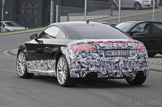 アウディ TT RS 開発車両 スクープ写真