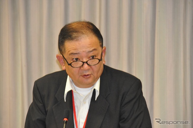 委員長に就任した森猛法政大学教授（13日・落橋防止装置等の溶接不良に関する有識者委員会）