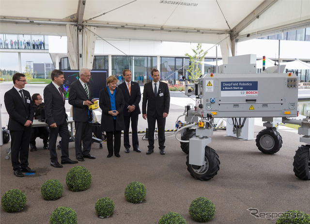 ボッシュ レニンゲン新研究センター開所式に登場したドイツのアンゲラ・メルケル首相