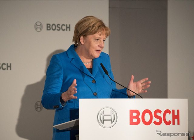 ボッシュ レニンゲン新研究センター開所式に登場したドイツのアンゲラ・メルケル首相