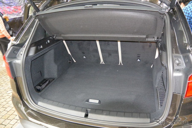 BMW X1 新型発表会