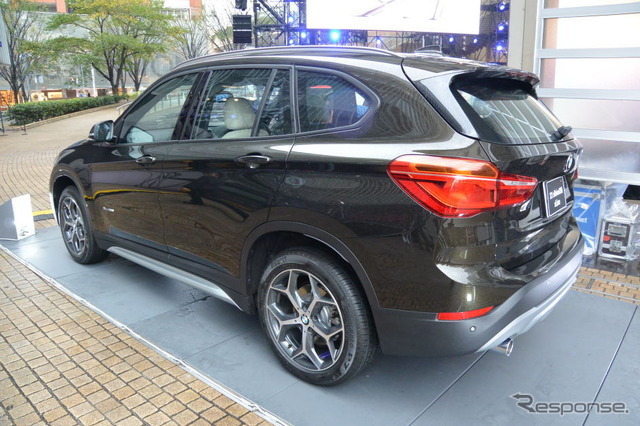 BMW X1 新型発表会