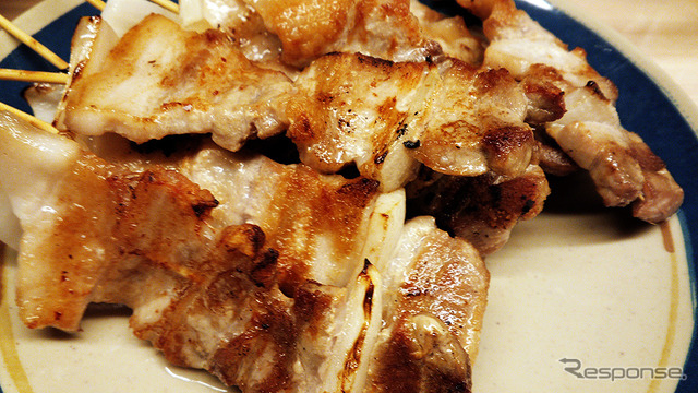 「ブランド鶏肉「長州黒かしわ」を楽しめる焼き鳥屋が点在している」という長門市