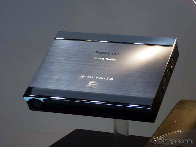 【CEATEC 06】4チューナーで地デジを受信…松下電器産業