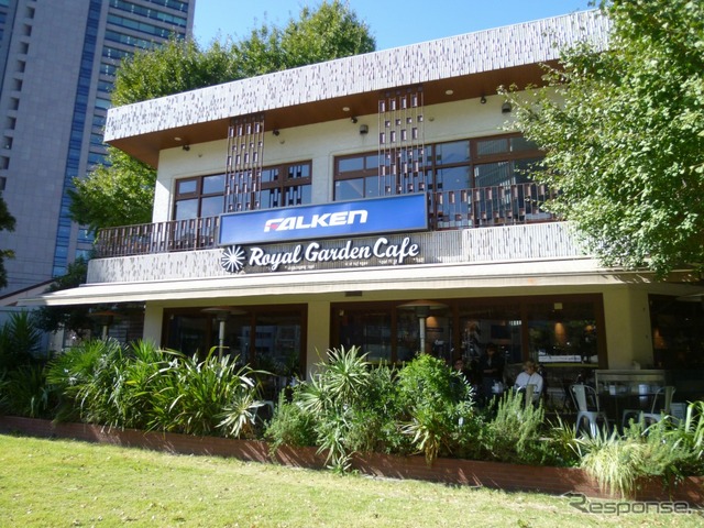 ファルケン カフェ Aoyama