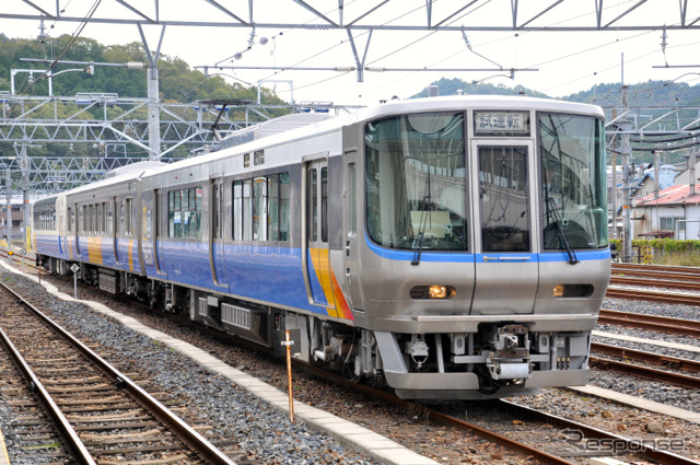 JR西日本が無線式列車制御システムの試験に使用している試験車「U@tech」