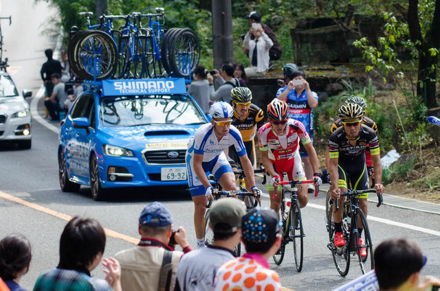 ジャパンカップサイクルロードレースではスバル車が大会関係車両として活躍(2015年10月18日)