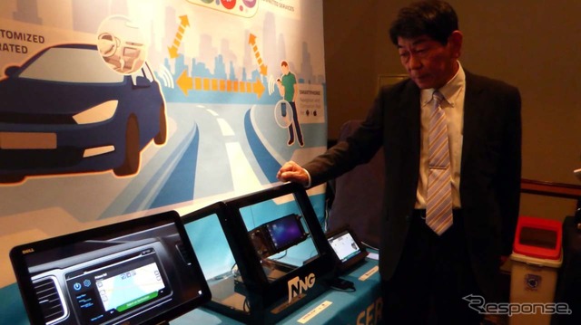 NaviFusion Platformについて説明するNNG日本オフィスの池田平輔氏