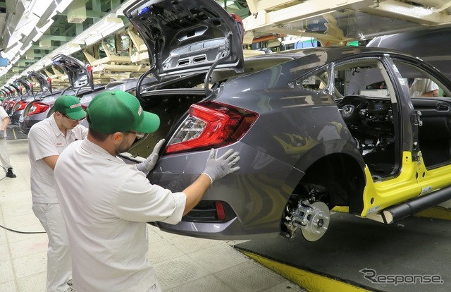 カナダのHCMで量産が開始された新型 ホンダ シビック セダン