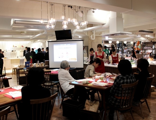 「日本橋三越本店」の本館7階(はじまりのカフェゾーン)では、食に関するワークショップを実施