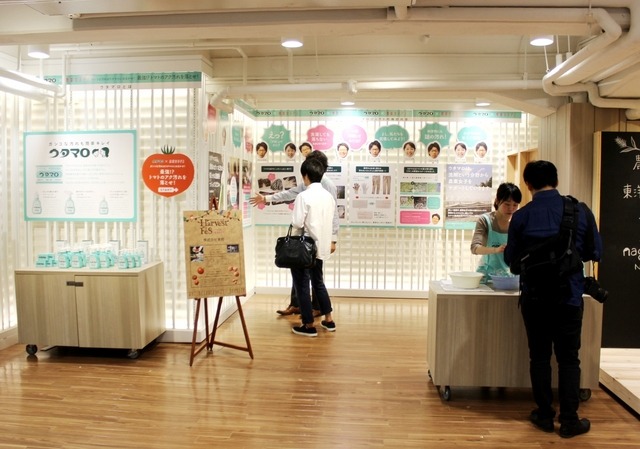 「日本橋三越本店」の本館7階(はじまりのカフェゾーン)の様子